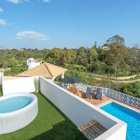 Spacious Swimming Pool By Hostwise Prázdninový dům Lagoa (Algarve)