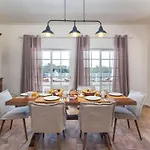 Σπίτι διακοπών Spacious Swimming Pool By Hostwise *