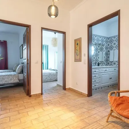 Spacious Swimming Pool By Hostwise Lagoa (Algarve)