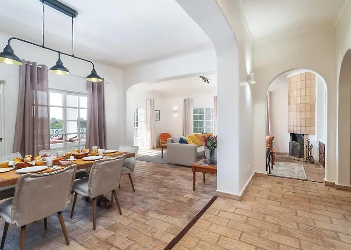 度假居 Spacious Swimming Pool By Hostwise 拉戈阿