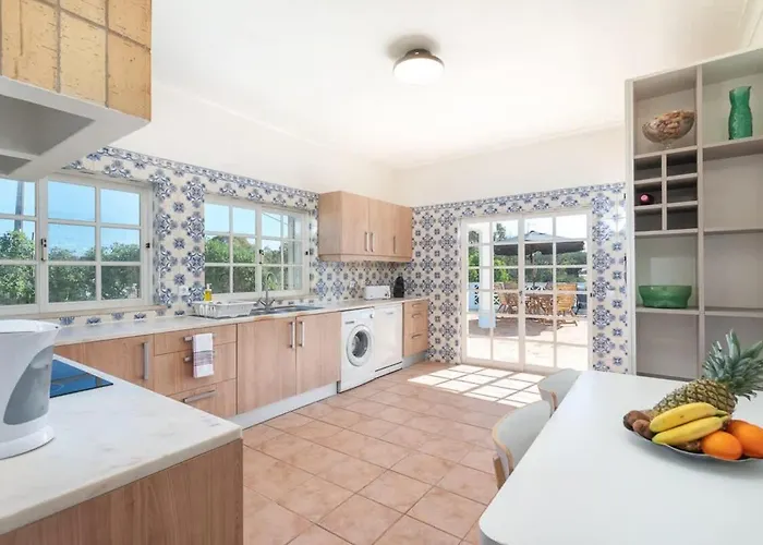 度假居 Spacious Swimming Pool By Hostwise *